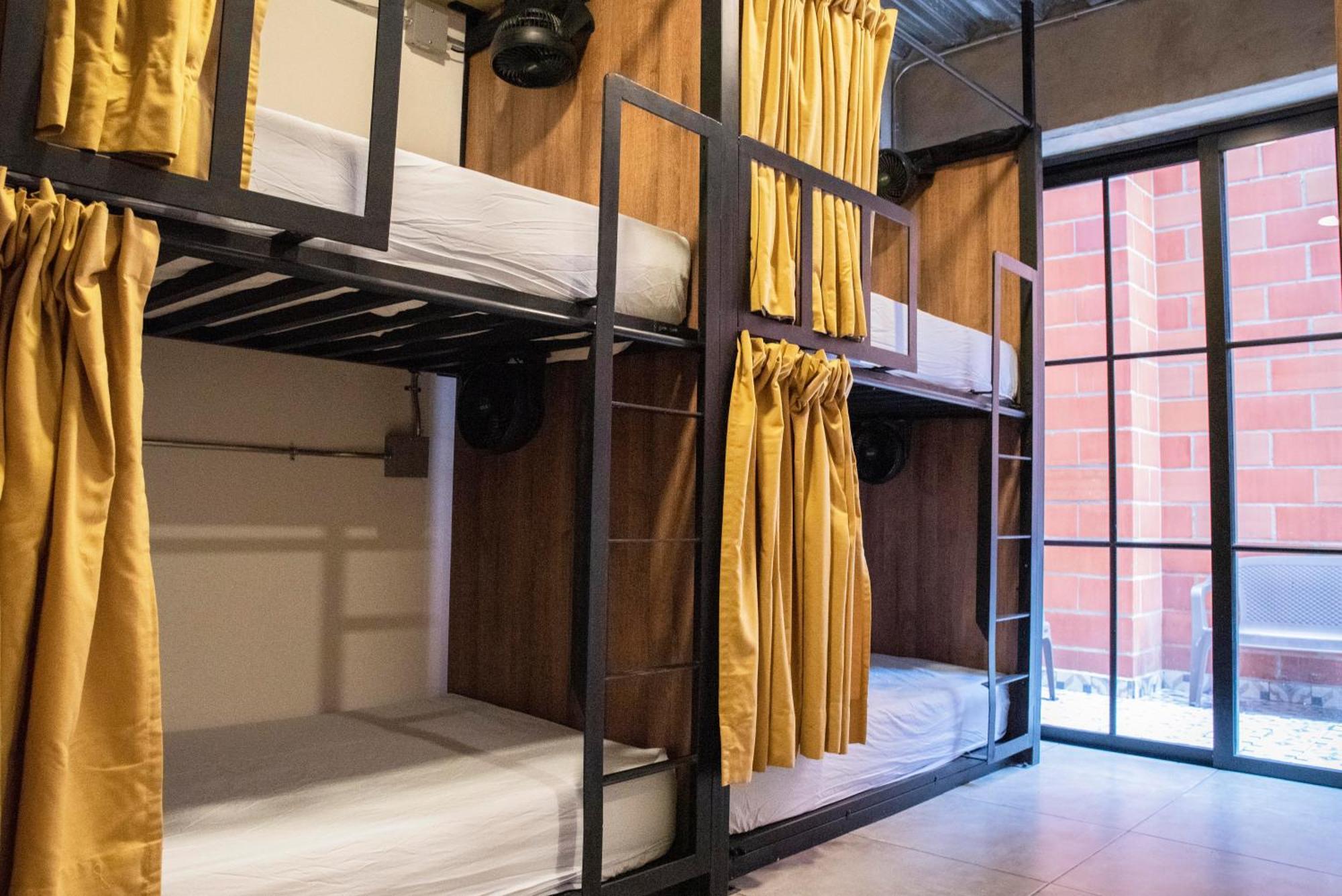 Los Patios Hostel 麦德林 外观 照片